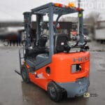 Газ/бензиновый вилочный погрузчик HELI CPQD18NH-thumbnail-0