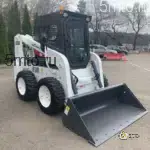 Мини-погрузчик с бортовым поворотом WECAN WT-830