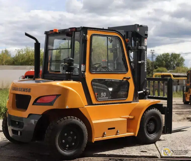 Дизельный вилочный погрузчик GOODSENSE FD50G-XC3 5/3000/Cabin/SS/Weichai WP4.1/спарка