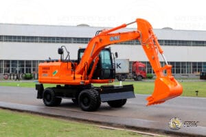 Колесный экскаватор Jinggong JG230S