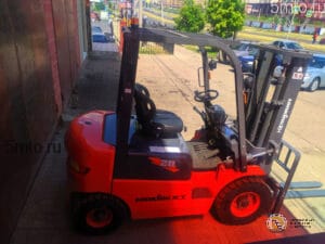 Дизельный вилочный погрузчик LONKING FD20T 2/3000/сиденье