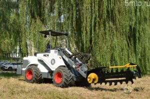 Шарнирно-сочлененный минипогрузчик Taian DY1150 (комплектация Premium)