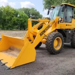 Фронтальный погрузчик HZM XC600-thumbnail-0