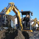 Гусеничный мини-экскаватор XCMG XE27U-thumbnail-3