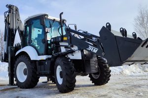 Экскаватор-погрузчик TRM B4X (Cukurova 884)