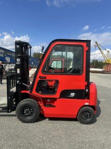 Дизельный вилочный погрузчик HANGCHA CPCD15-AG2 1,5/3000/SS/Cabin